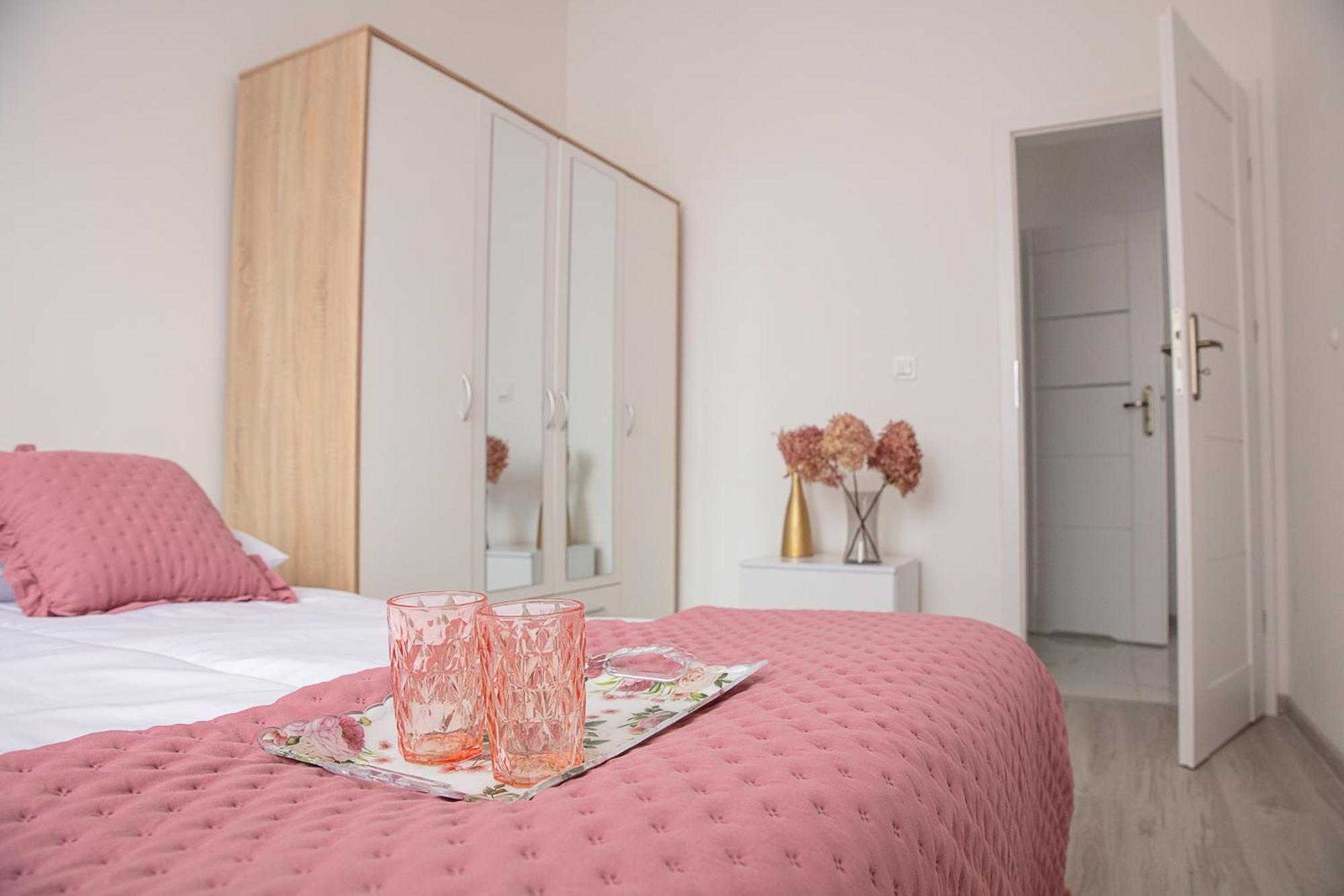 Apartamenty Ogrodowa Zielona Gora  Bagian luar foto